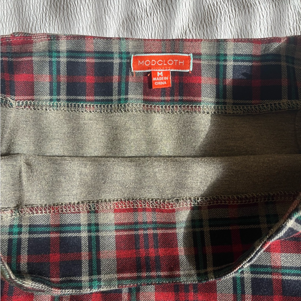 ModCloth Flared Skirt - Picture 2 of 6